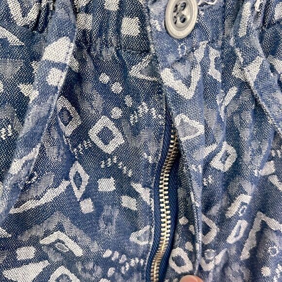 Bonobos men’s slim fit 7” blue geometric motif beach short - Picture 7 of 7